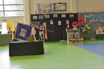 sztandar_71